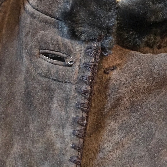 Vintage heavy/thick lined brown suede maxi coat - Picture 5 of 8